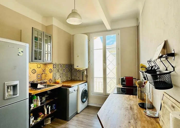 Apartment Le Mediterranee - 4 Pers - 200 M Des Plages *